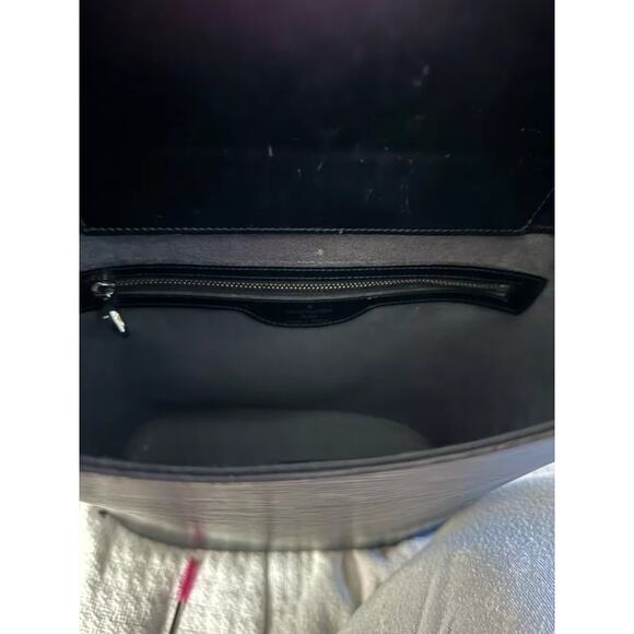 Louis Vuitton Verseau Noir Shoulder Bag Black Leather SP0022 - Picture 5 of 10
